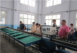 Canadian customers visit our factory